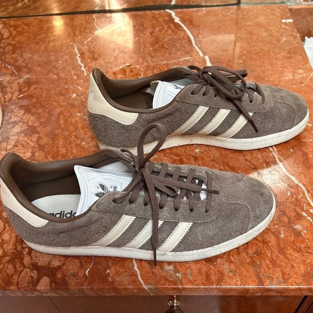 Adidas Gazelle Brown Gray Sneakers Size 11